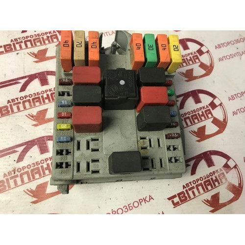 Блок запобіжників Fiat Doblo 1.9JTD 2006- 51763771